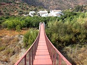Bridge to Huerta de Ranea Comares: Holiday activities, accommodation in Spain